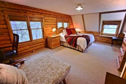 San Jacinto Lodge: Log Home w/ Hot Tub Views! - image 5